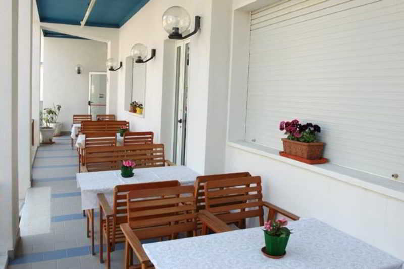 מארוטה Hotel Miramare מראה חיצוני תמונה