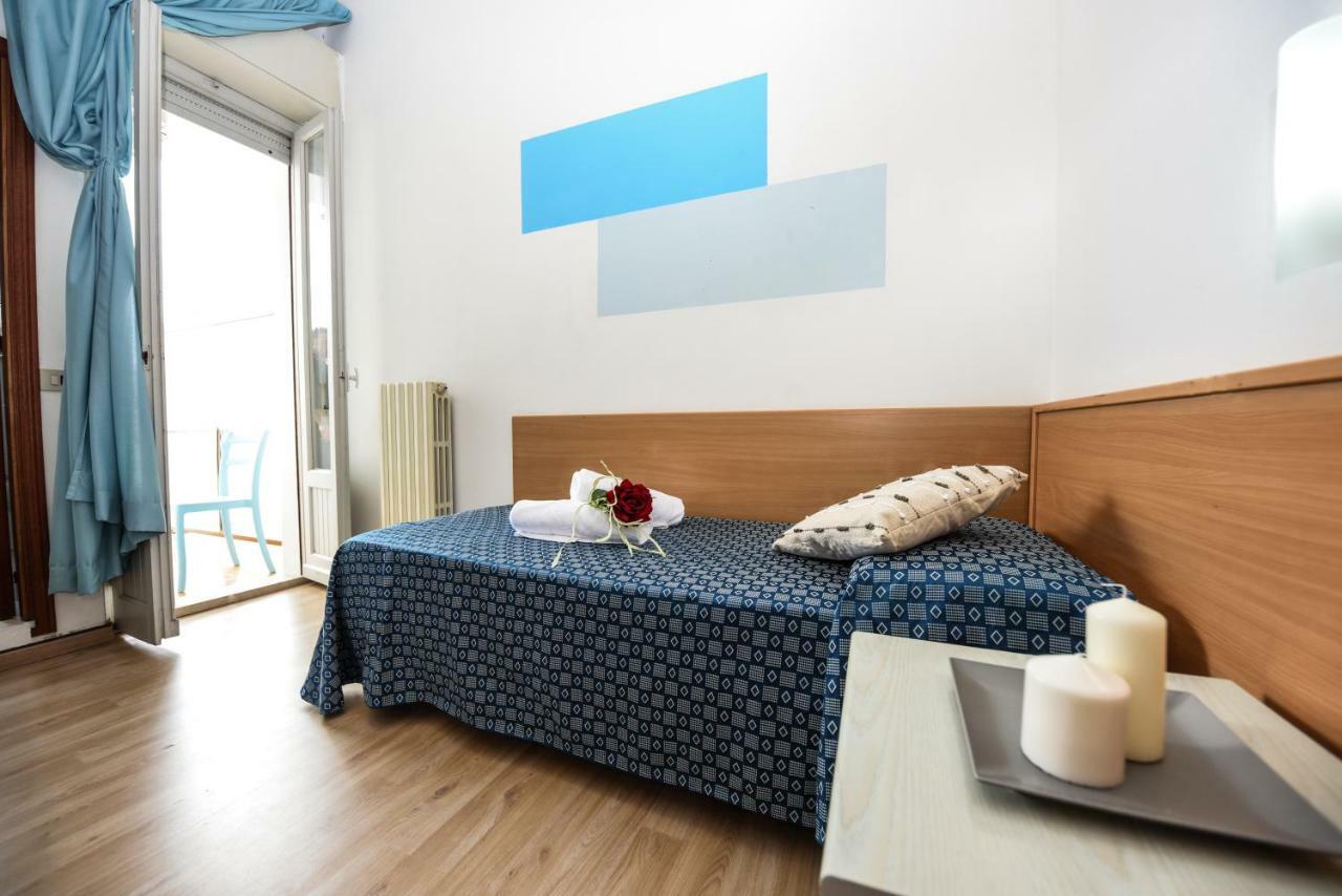 מארוטה Hotel Miramare מראה חיצוני תמונה