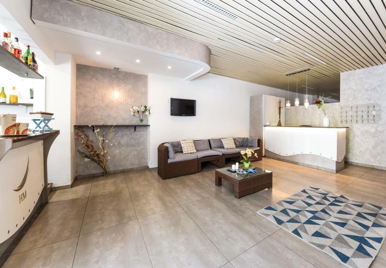 מארוטה Hotel Miramare מראה חיצוני תמונה