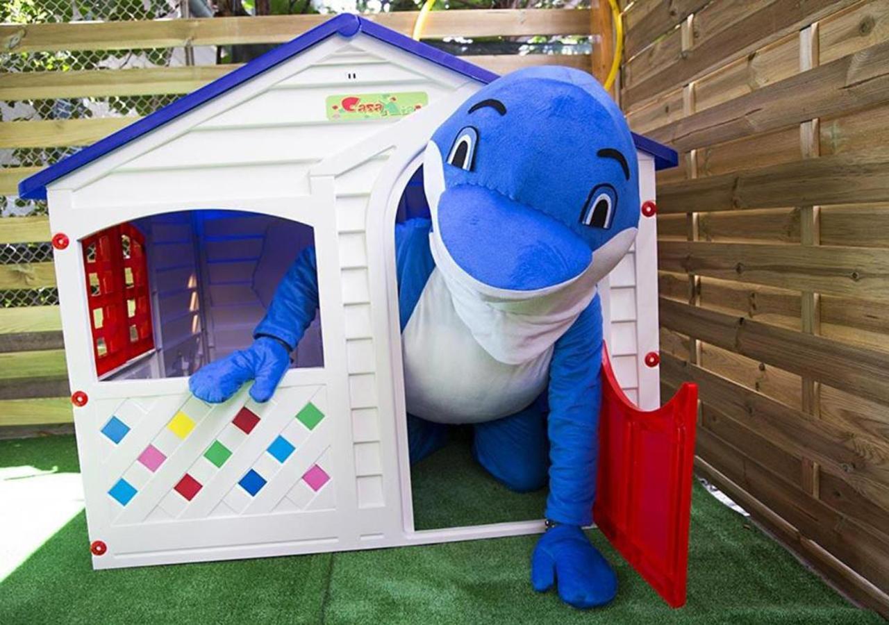 מארוטה Hotel Miramare מראה חיצוני תמונה